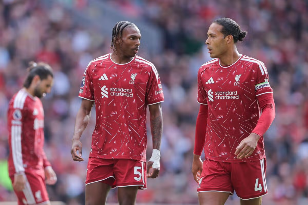 Jeremy Jacquet and Virgil van Dijk