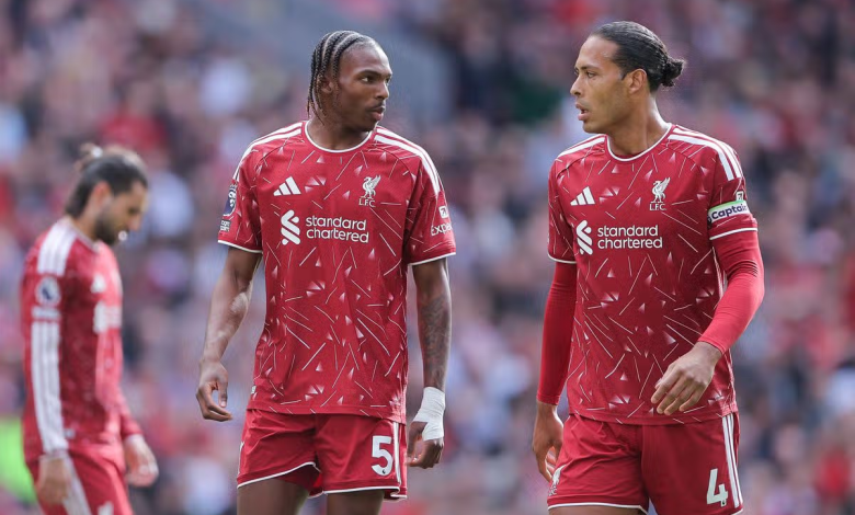 Jeremy Jacquet and Virgil van Dijk